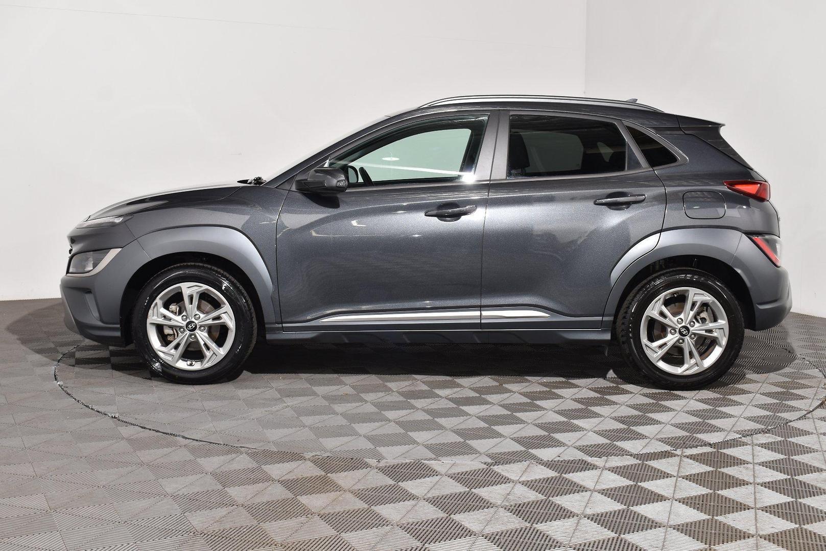 2022 Hyundai Kona Elite — photo 10