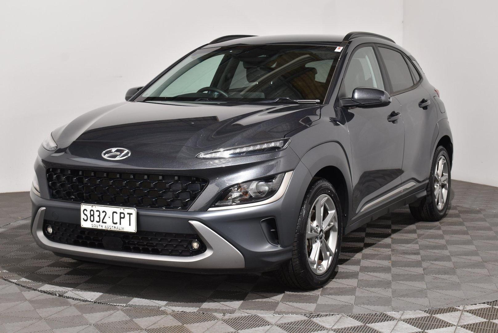 2022 Hyundai Kona Elite — photo 12