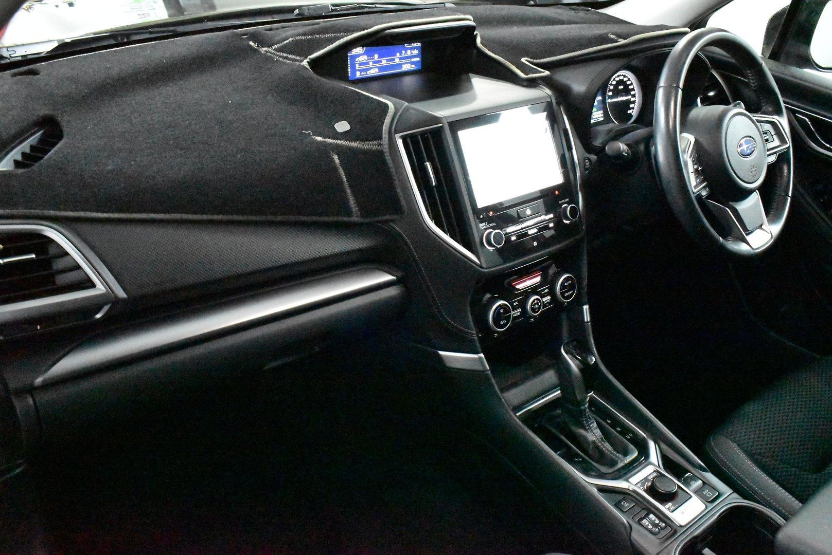2019 Subaru Forester 25i Premium — photo 6