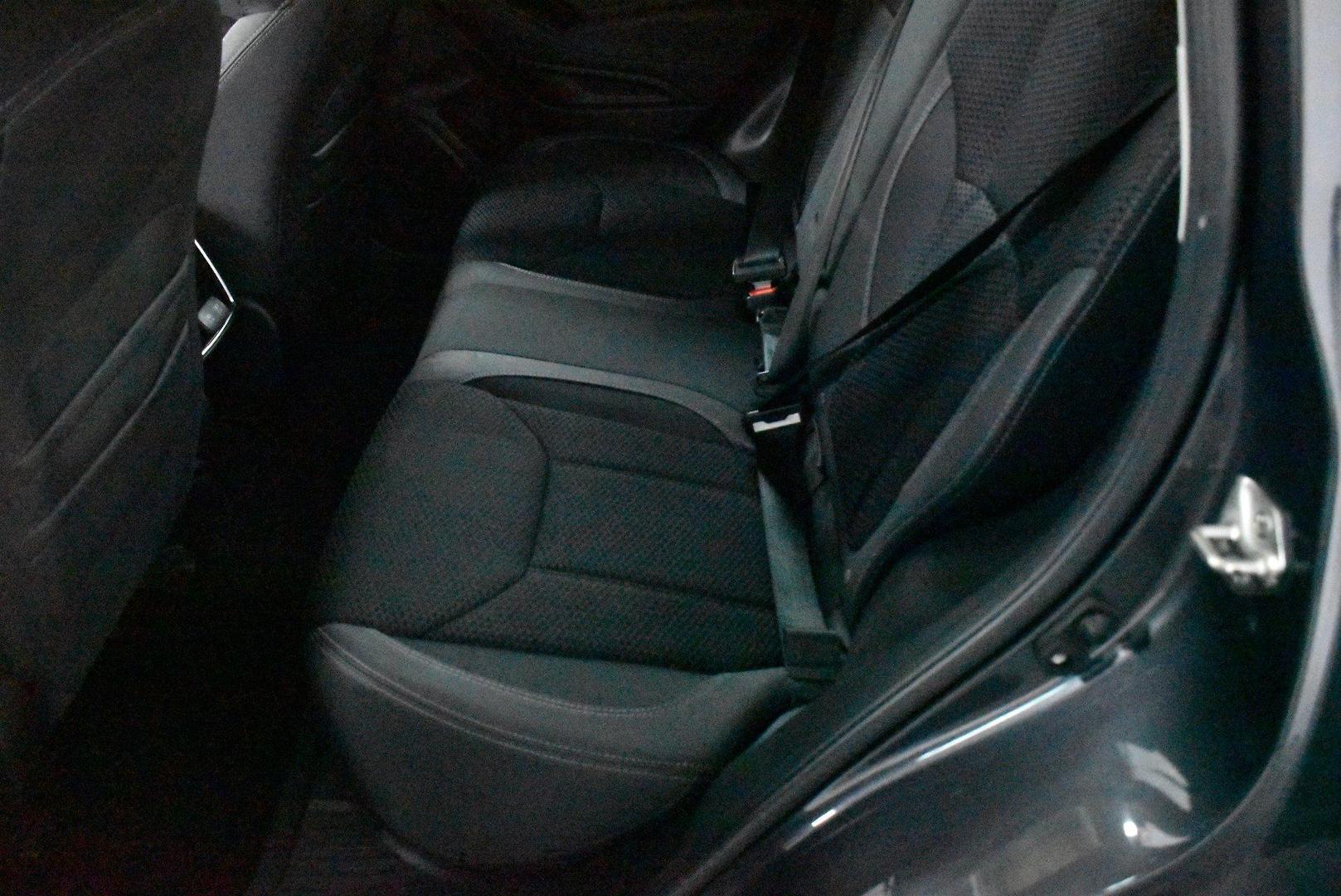 2019 Subaru Forester 25i Premium — photo 8