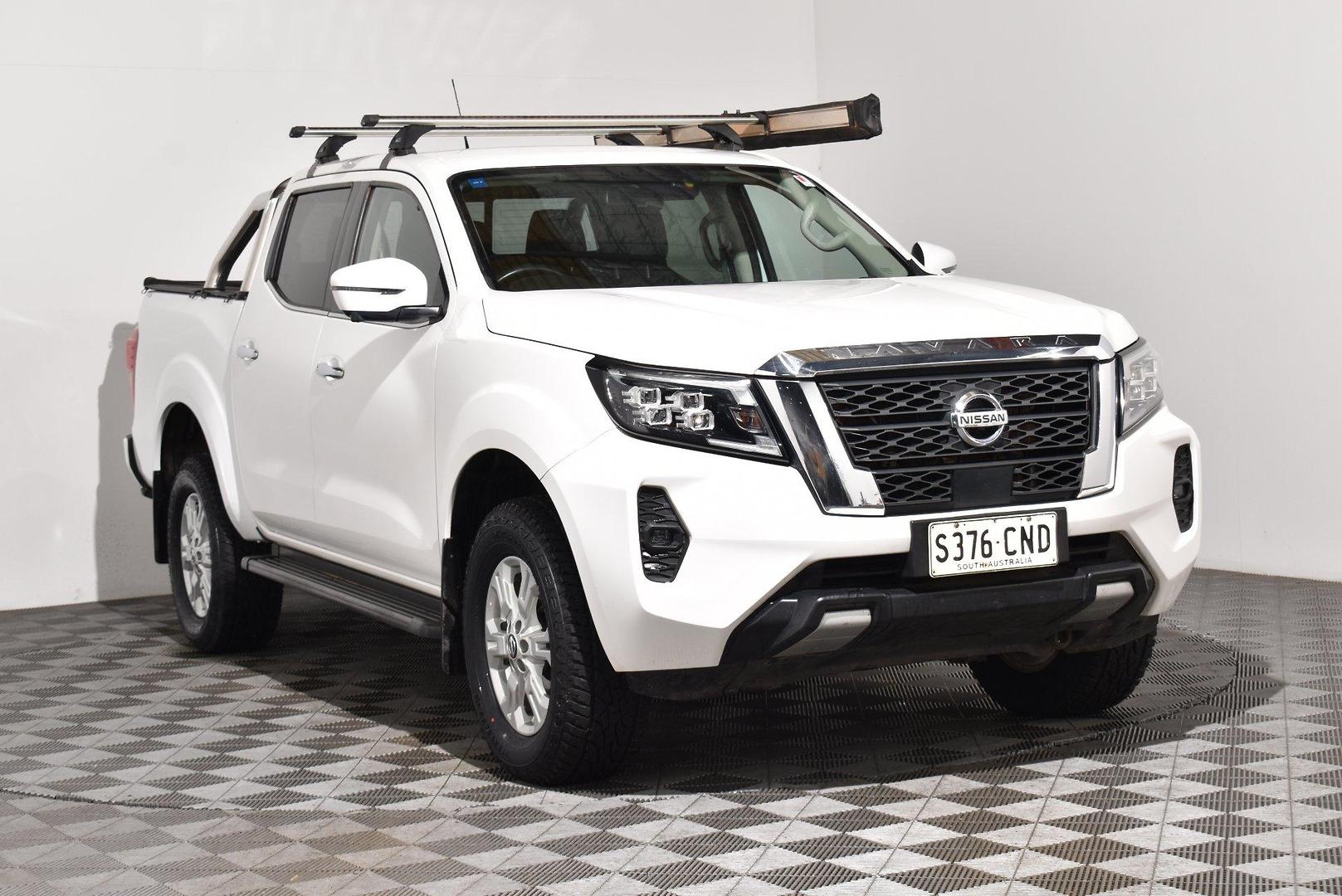 2021 Nissan Navara ST — photo 1