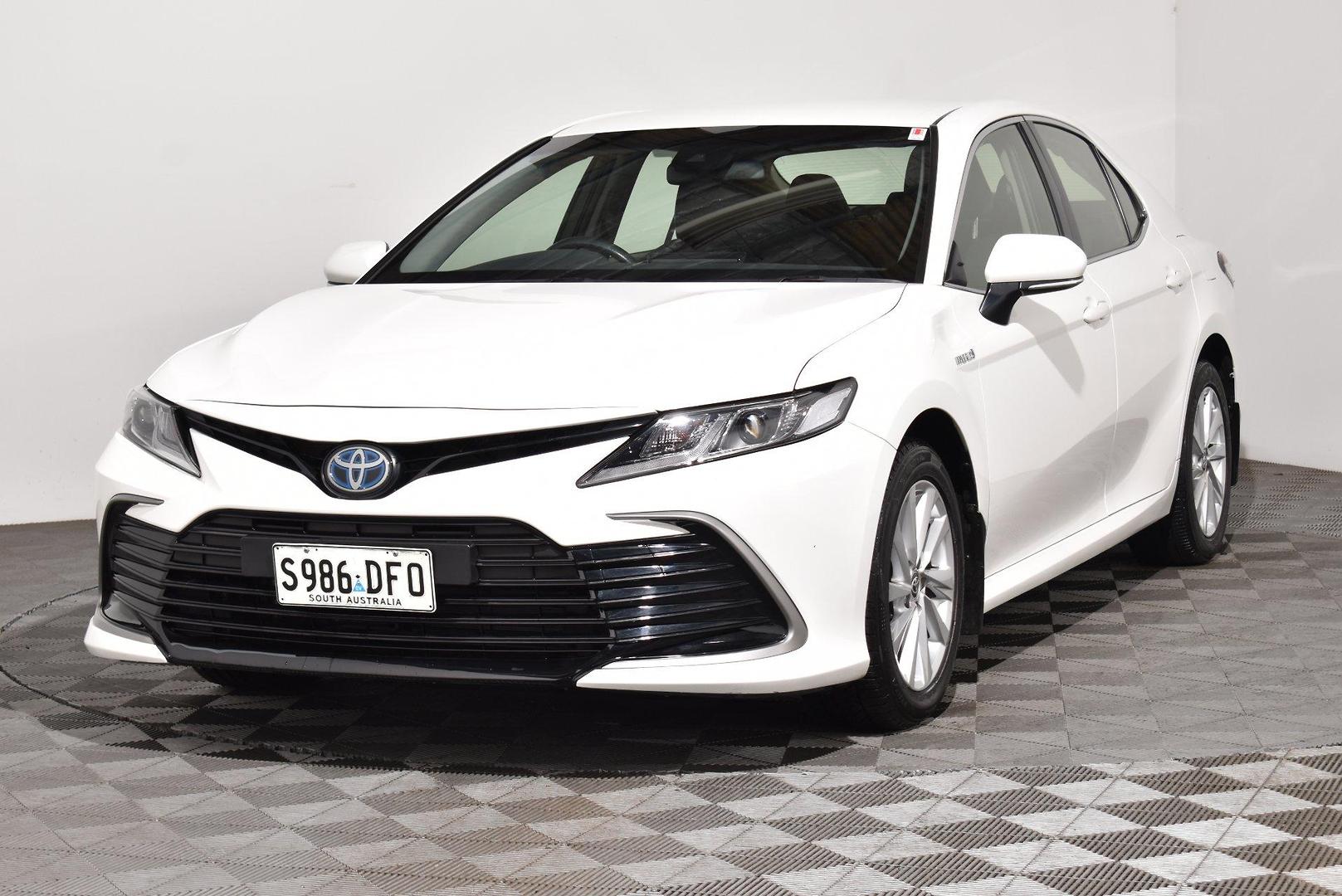 2021 Toyota Camry Ascent — photo 13