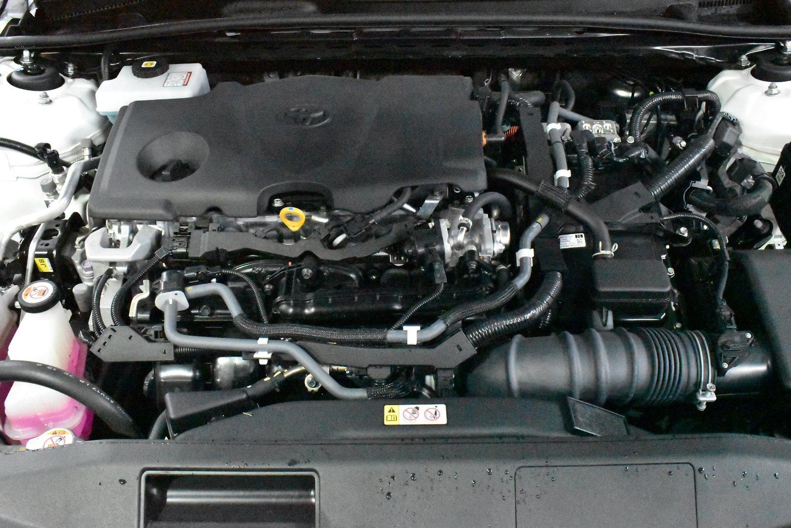 2021 Toyota Camry Ascent — photo 17