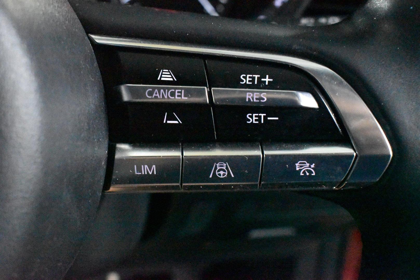 2021 Mazda CX-30 G20 Evolve — photo 22