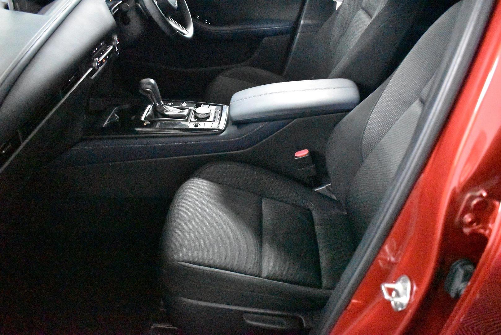 2021 Mazda CX-30 G20 Evolve — photo 7