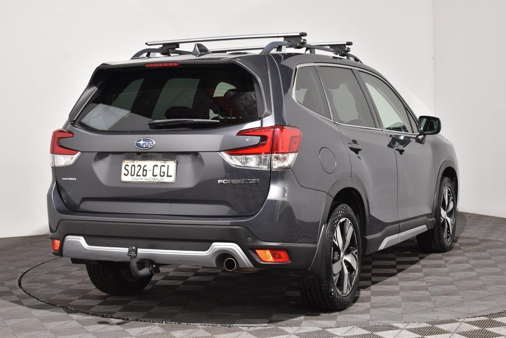 2020 Subaru Forester 25iS — photo 14