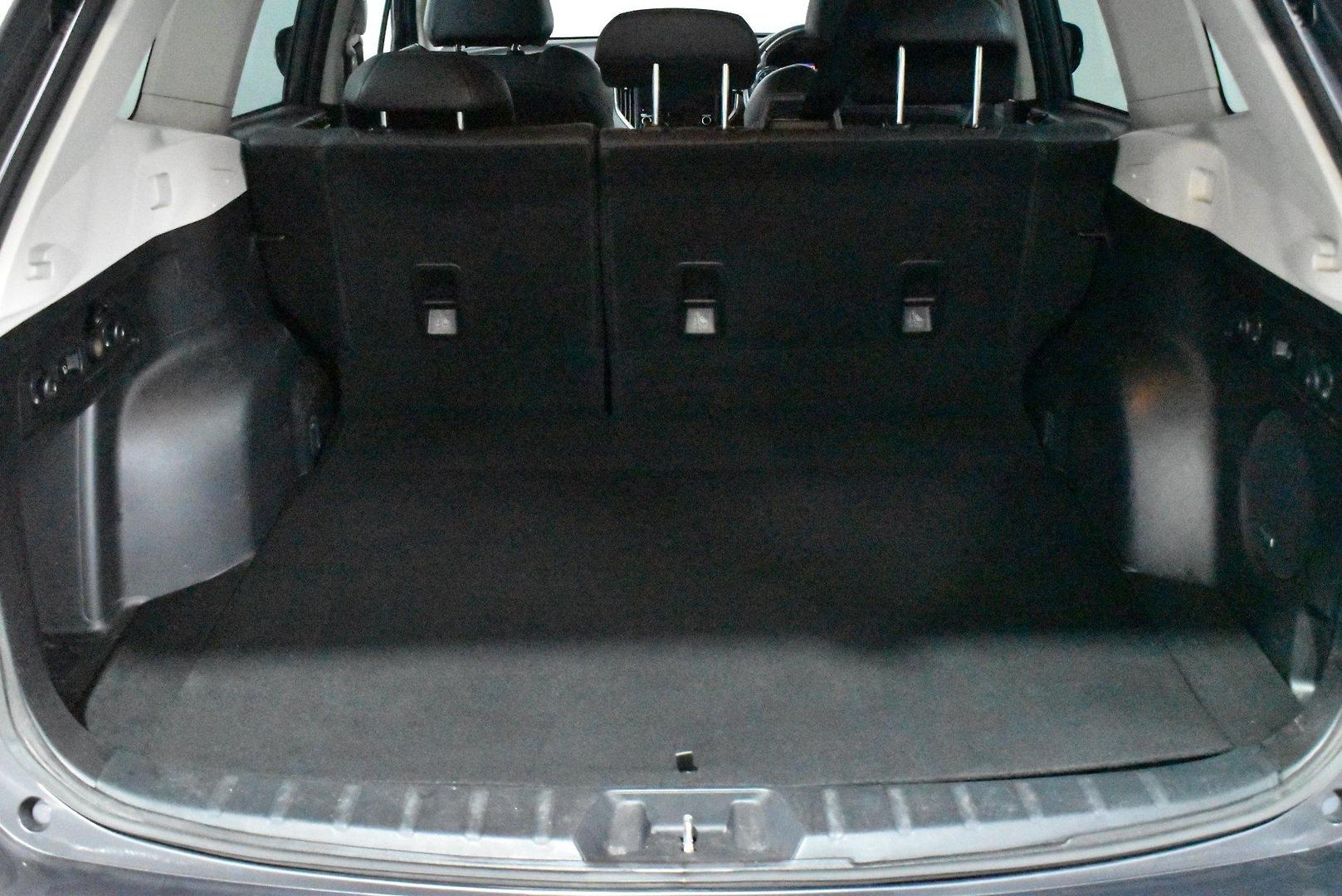 2020 Subaru Forester 25iS — photo 16