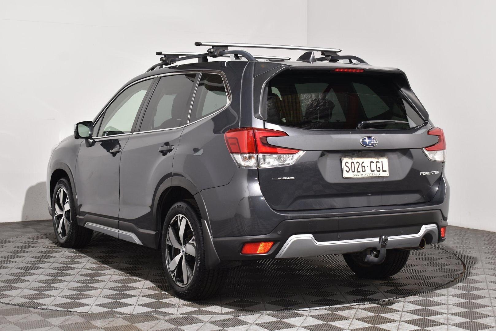 2020 Subaru Forester 25iS — photo 2