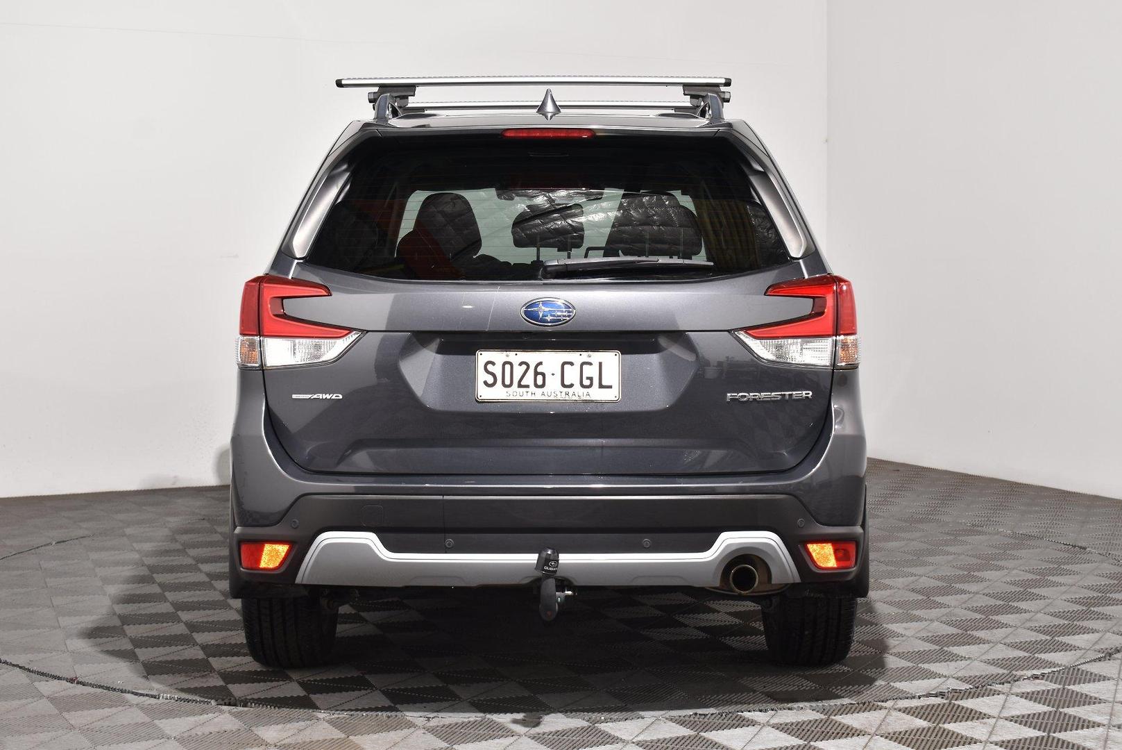 2020 Subaru Forester 25iS — photo 4