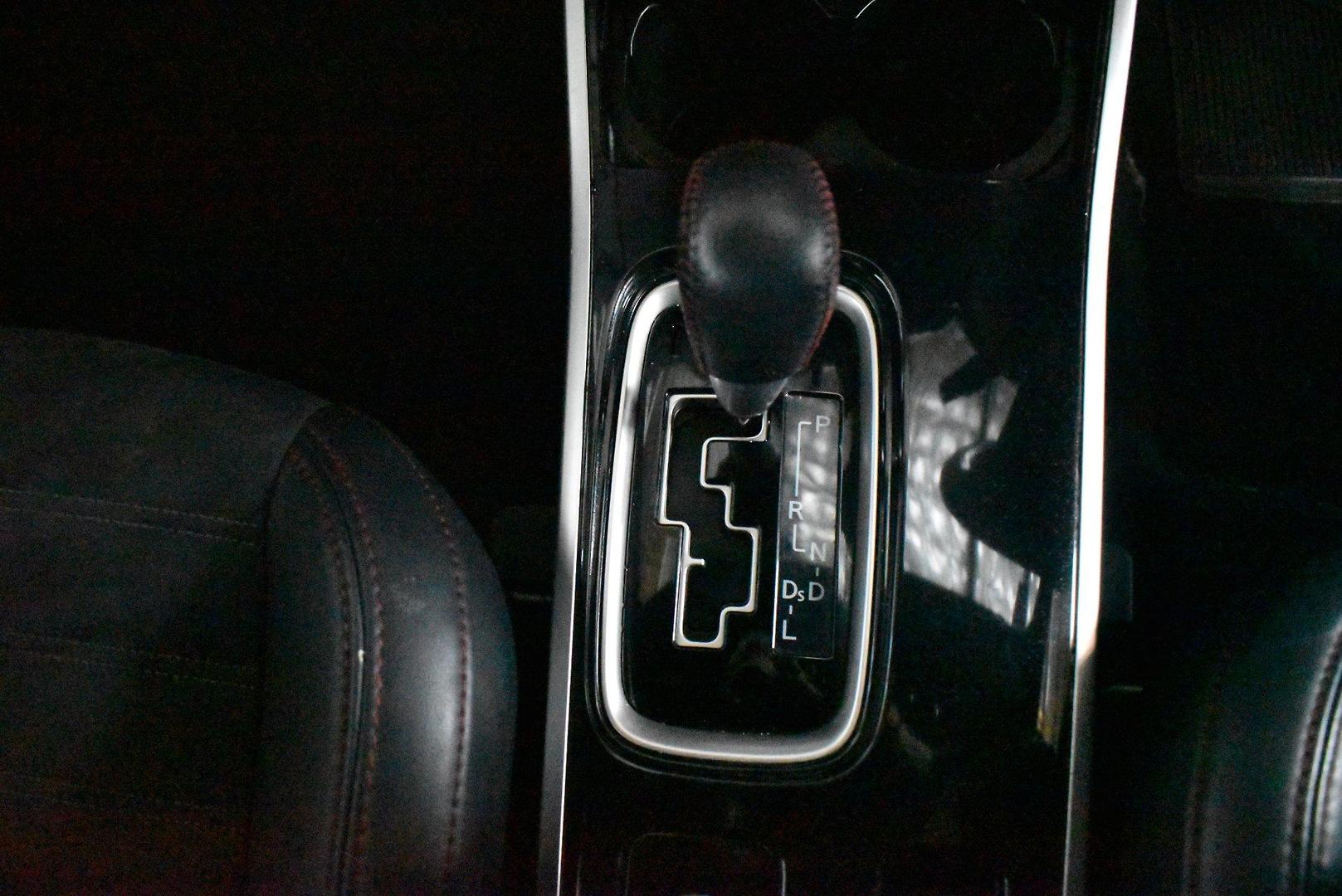 2021 Mitsubishi Outlander Black Edition — photo 20
