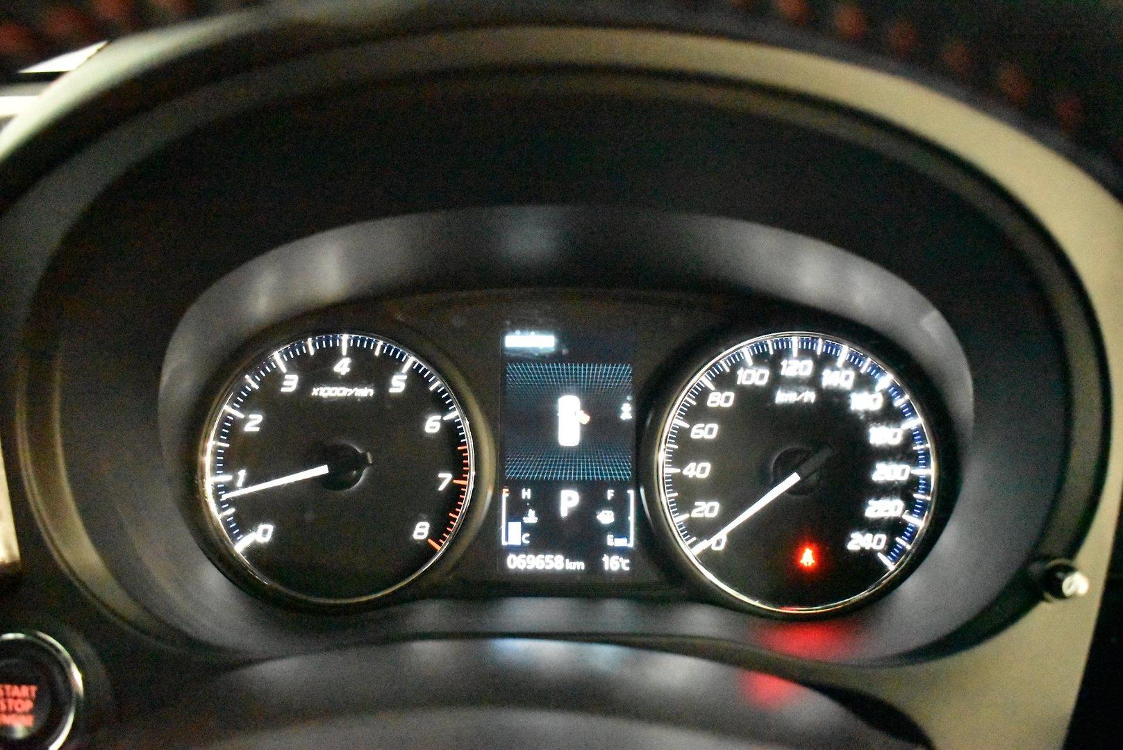 2021 Mitsubishi Outlander Black Edition — photo 24