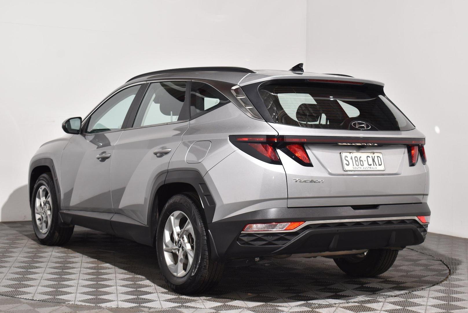 2021 Hyundai Tucson — photo 2