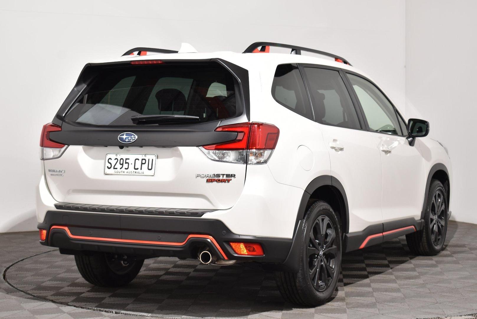 2022 Subaru Forester 25i Sport — photo 14