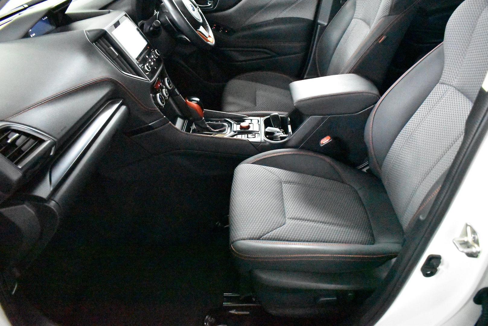 2022 Subaru Forester 25i Sport — photo 7