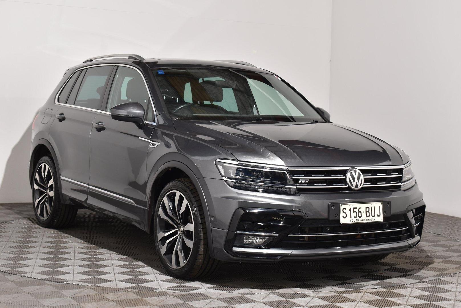 2017 Volkswagen Tiguan 140TDI Highline — photo 1 of 28
