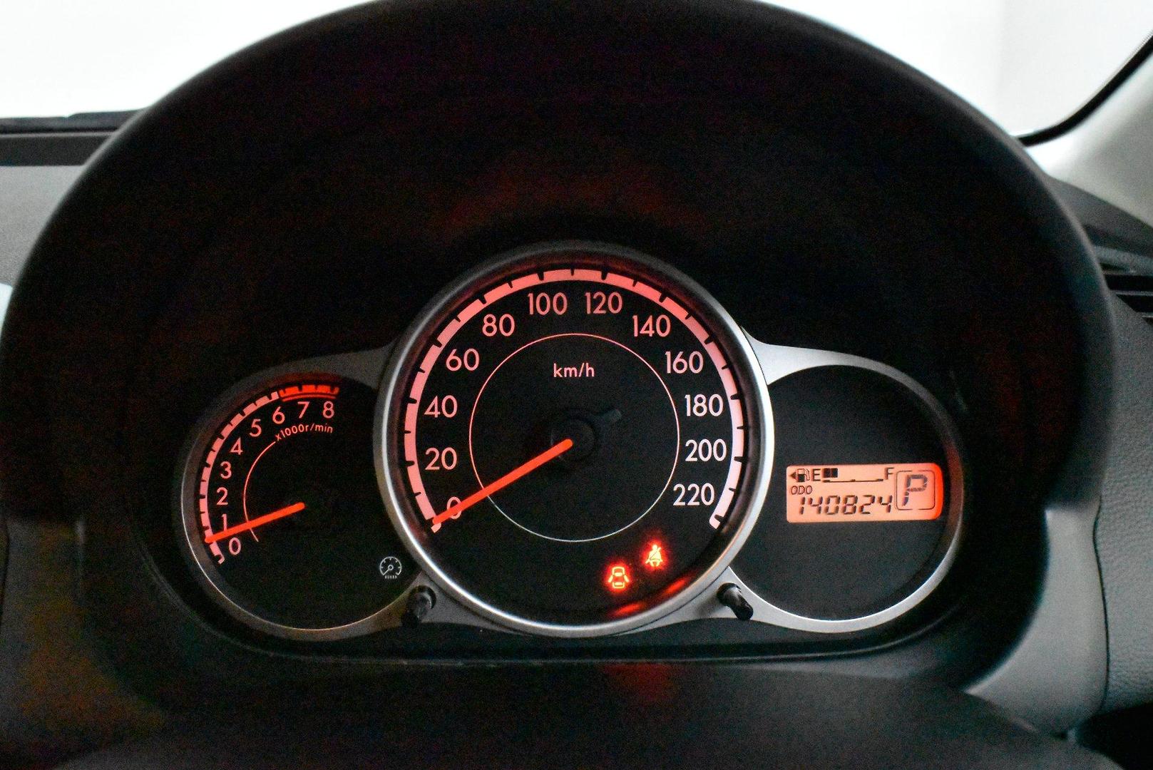 2012 Mazda 2 Neo — photo 23 of 25