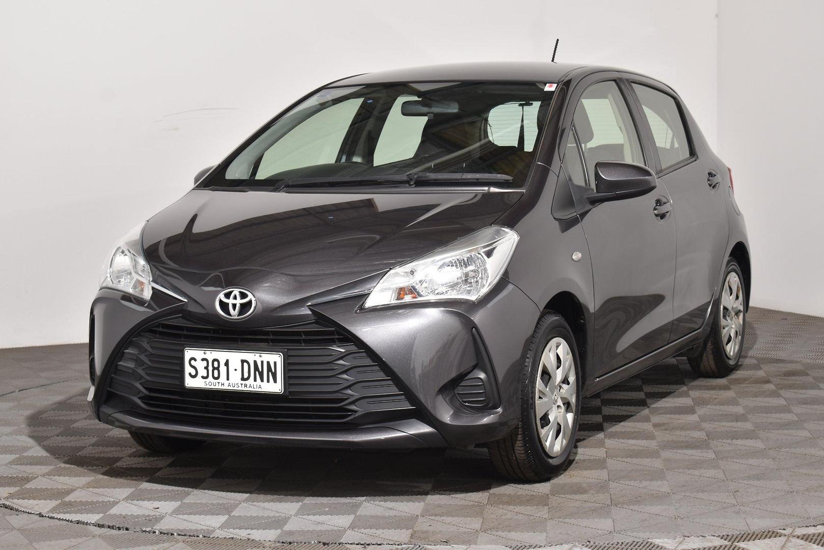 2019 Toyota Yaris Ascent — photo 13 of 26