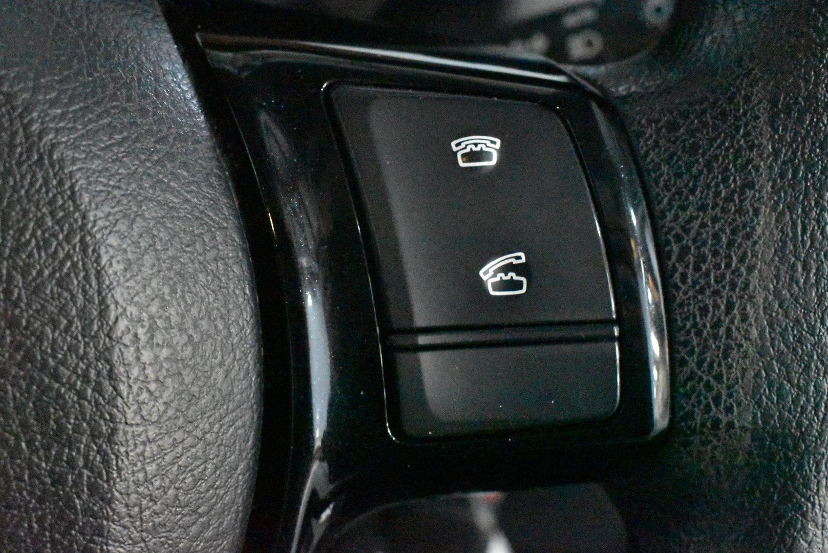 2019 Toyota Yaris Ascent — photo 22 of 26