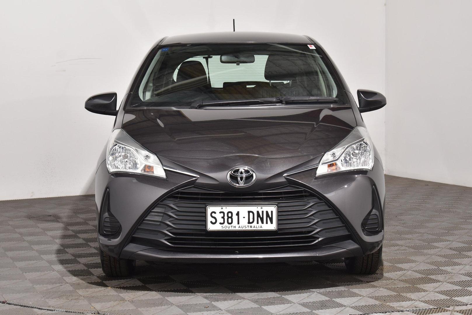 2019 Toyota Yaris Ascent — photo 3 of 26