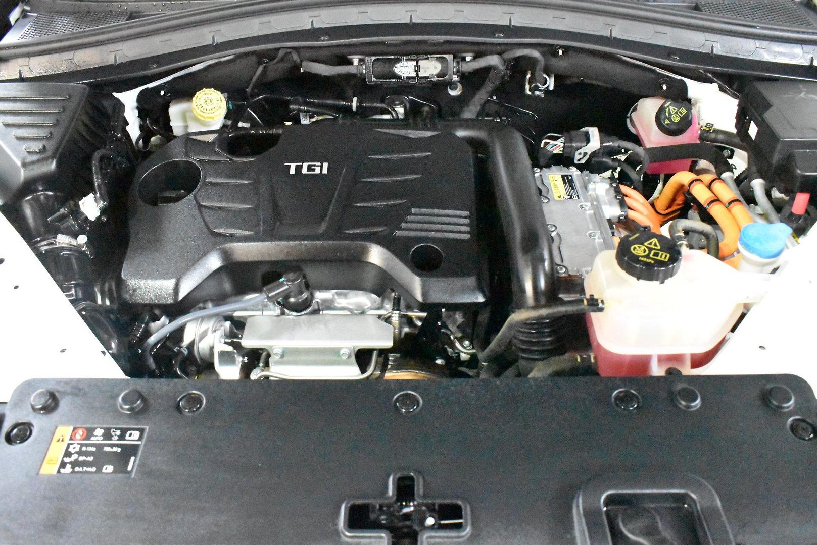 2022 MG HS Plus EV Essence — photo 17