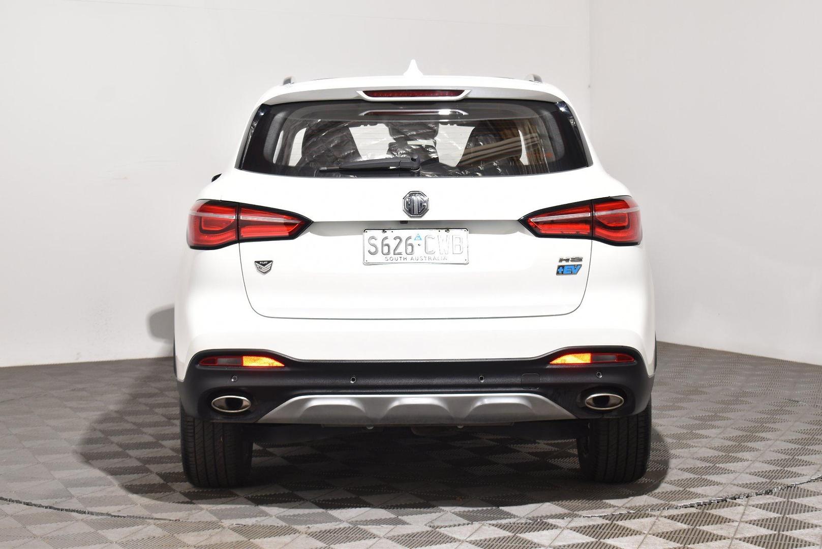 2022 MG HS Plus EV Essence — photo 4