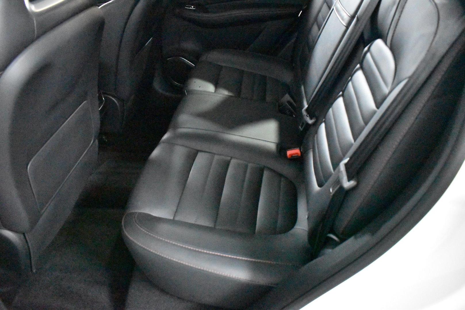 2022 MG HS Plus EV Essence — photo 8