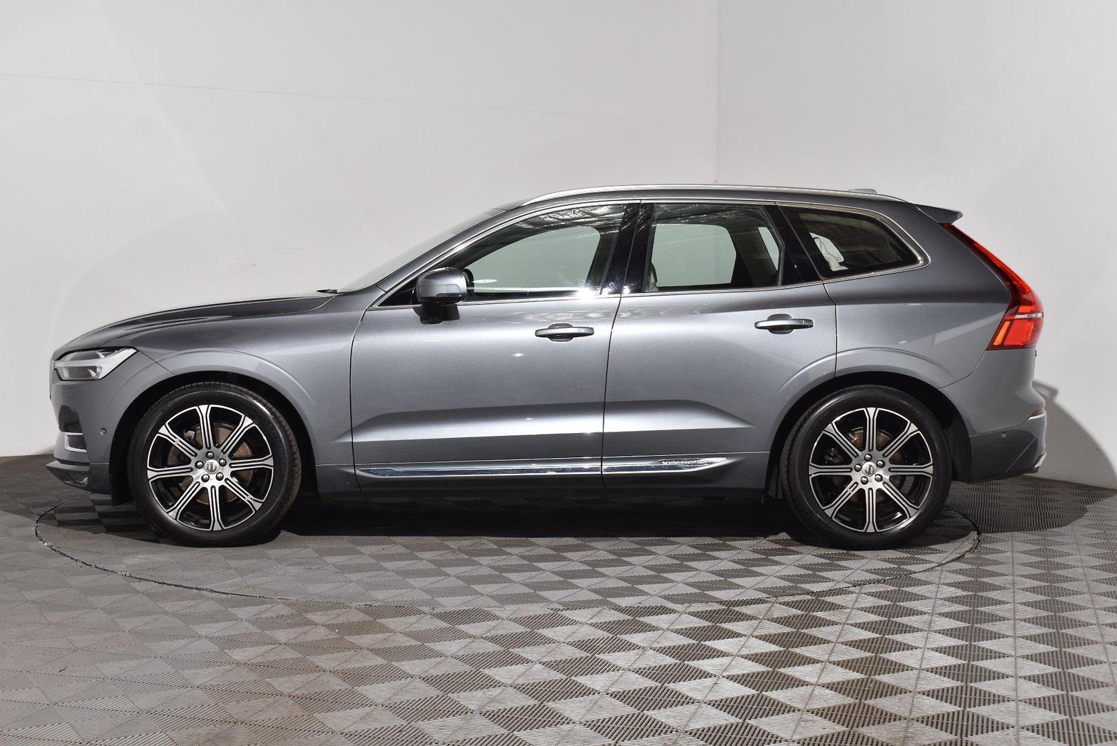 2018 Volvo XC60 D4 Inscription — photo 11