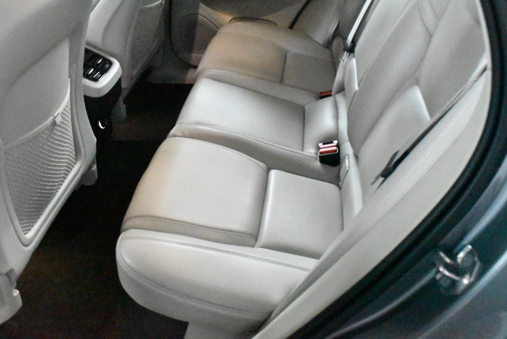 2018 Volvo XC60 D4 Inscription — photo 8