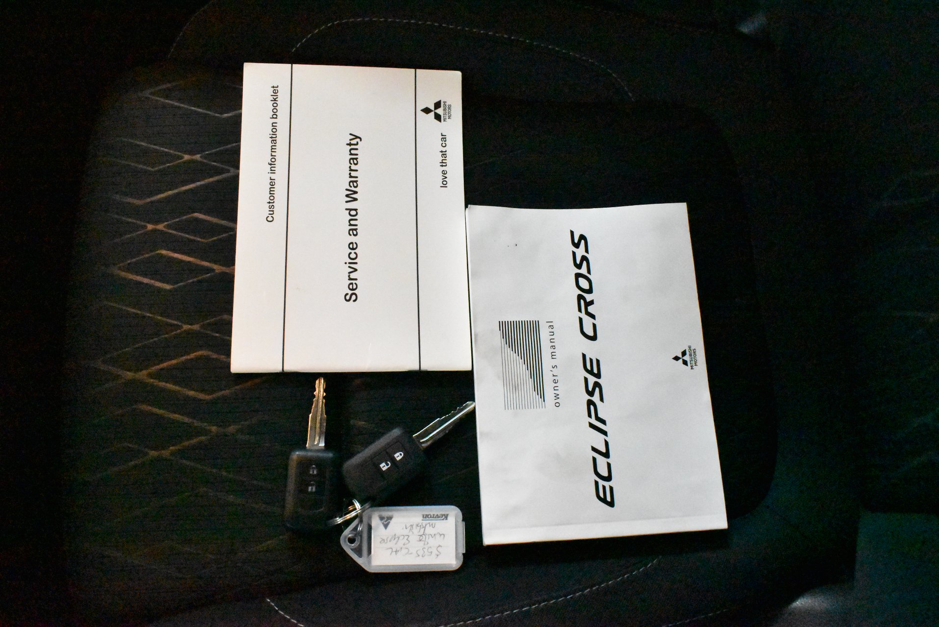 2018 Mitsubishi Eclipse Cross ES — photo 25