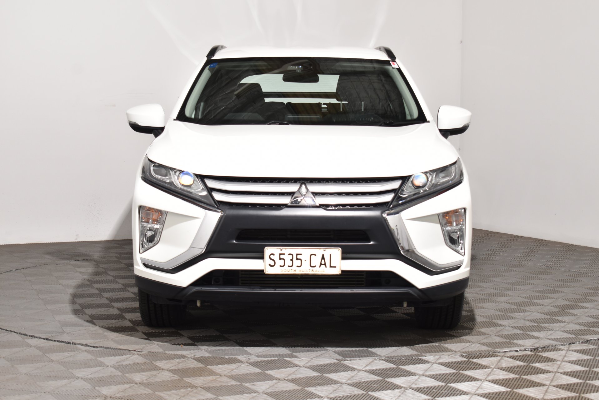 2018 Mitsubishi Eclipse Cross ES — photo 3