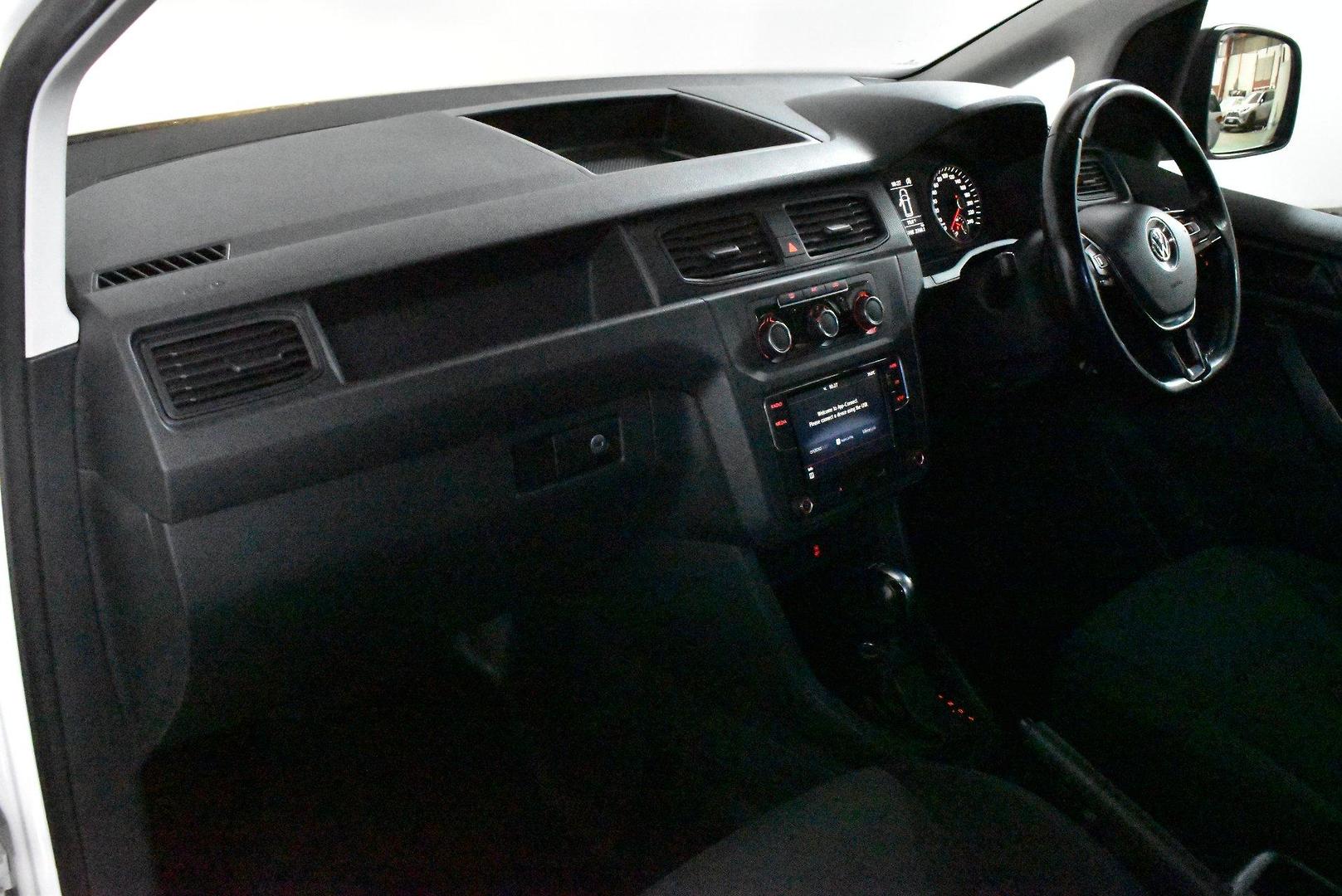 2018 Volkswagen Caddy TDI250 — photo 6