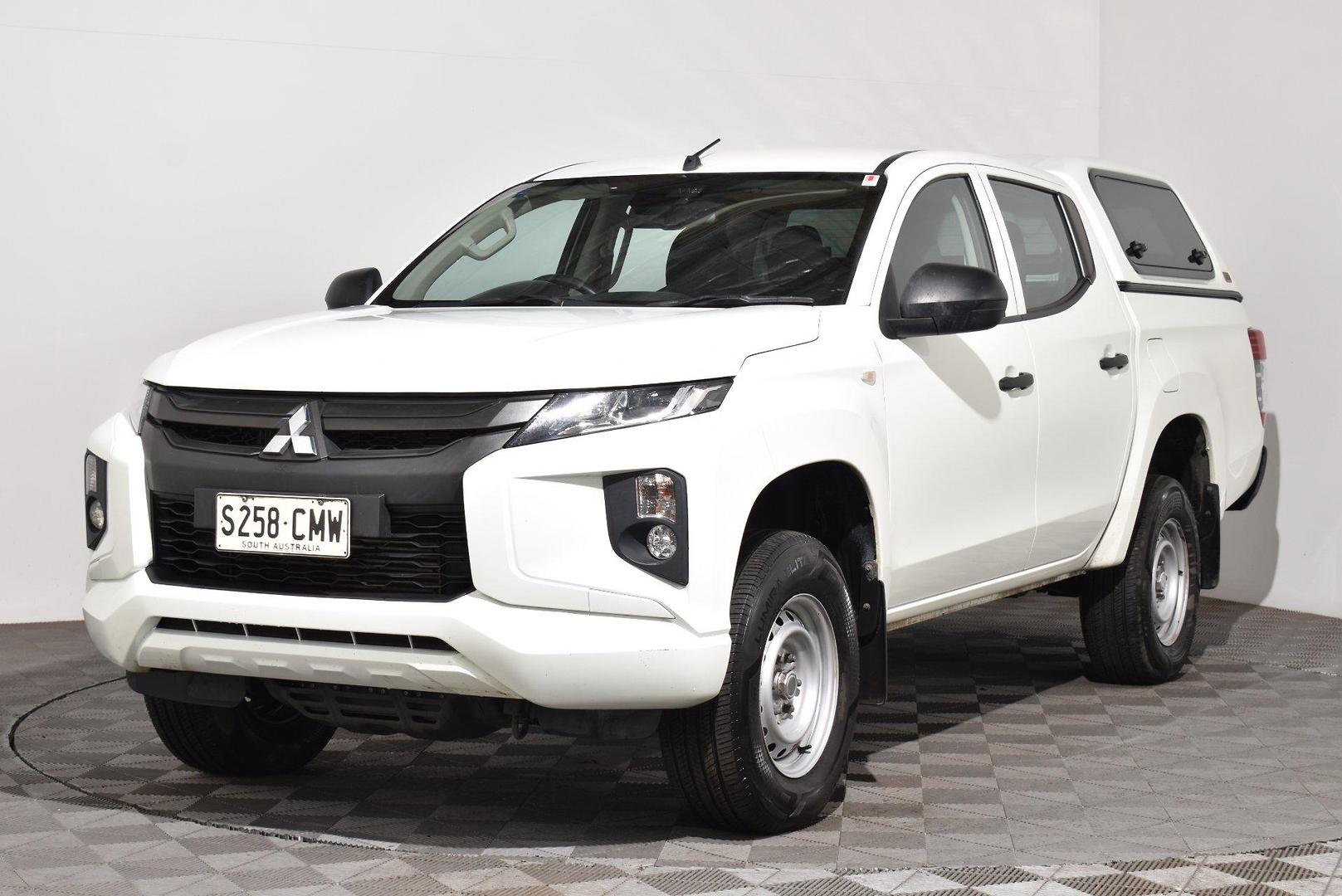 2021 Mitsubishi Triton GLX — photo 13