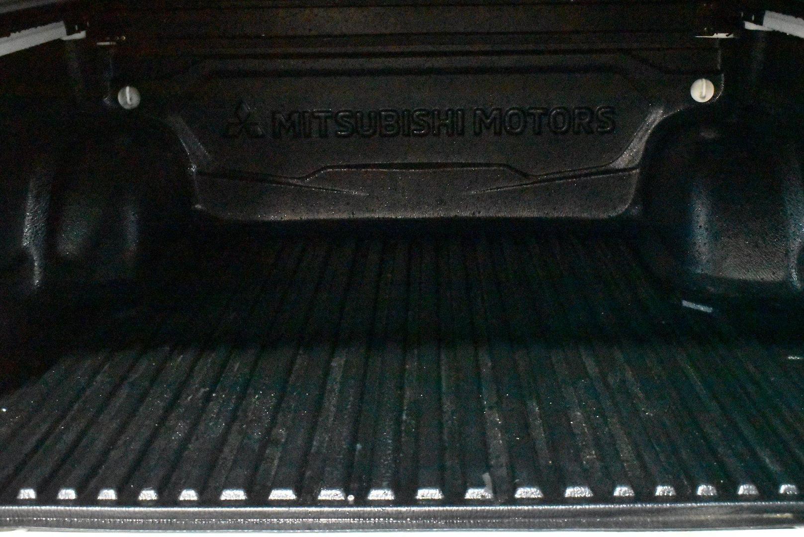 2021 Mitsubishi Triton GLX — photo 16