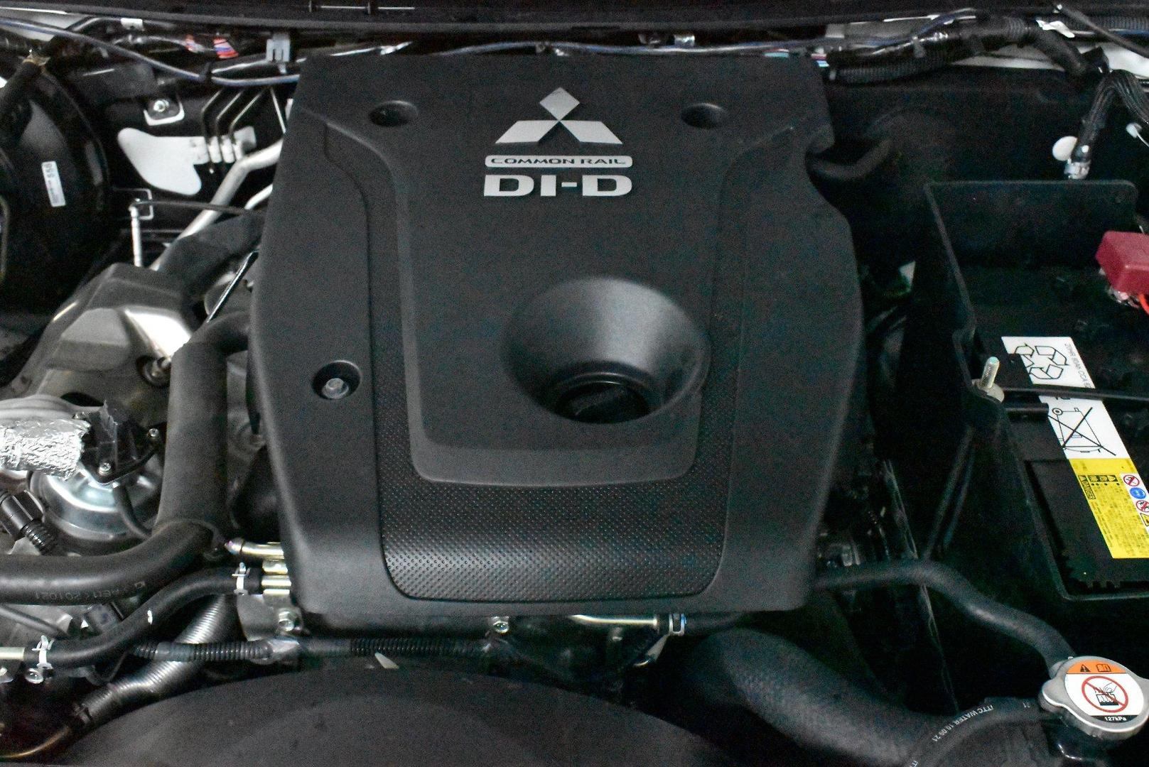 2021 Mitsubishi Triton GLX — photo 17