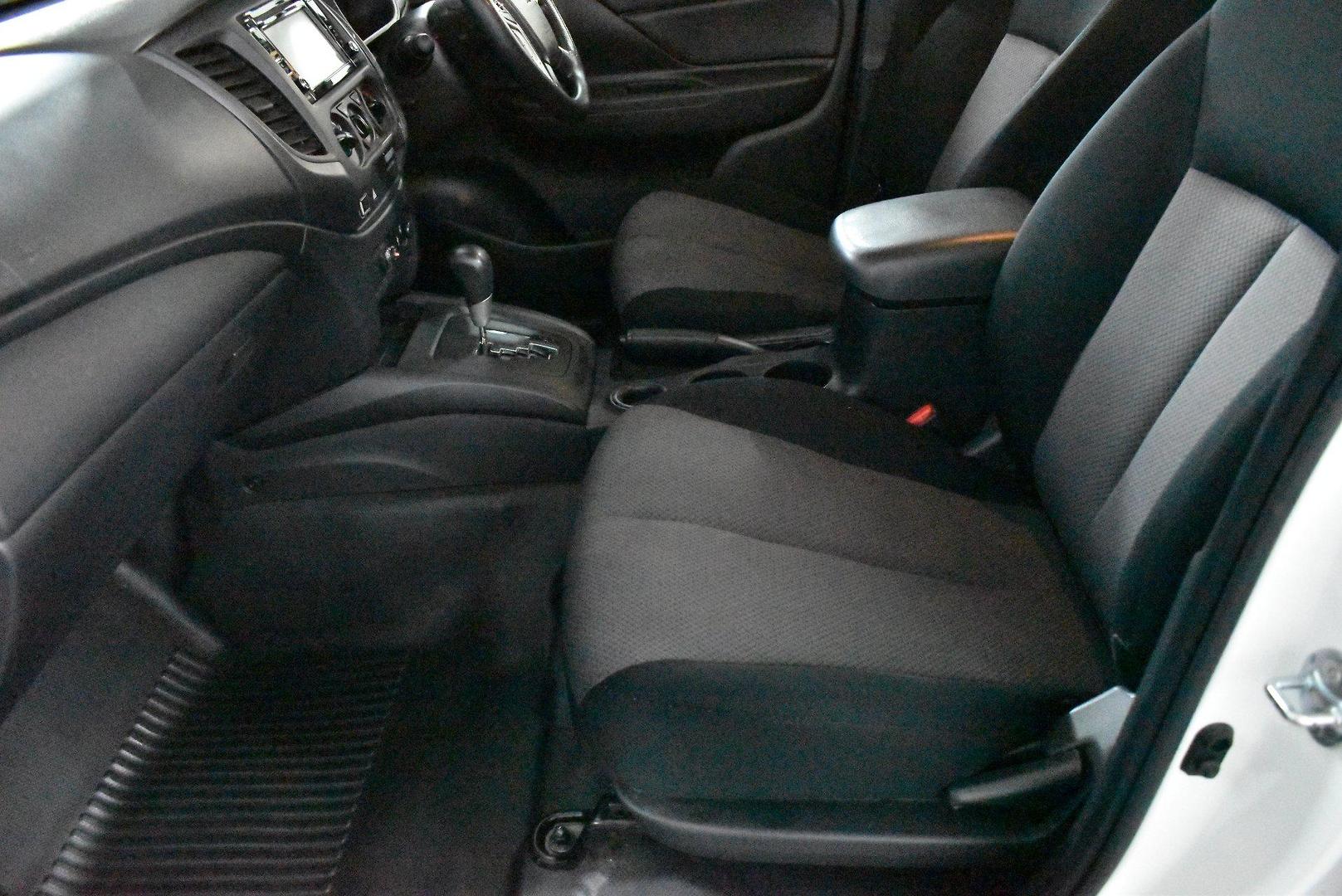 2021 Mitsubishi Triton GLX — photo 7
