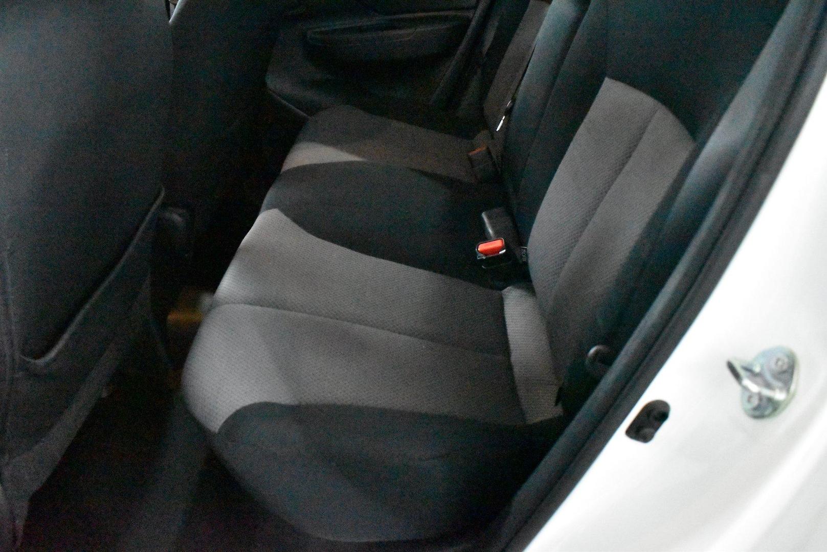2021 Mitsubishi Triton GLX — photo 8