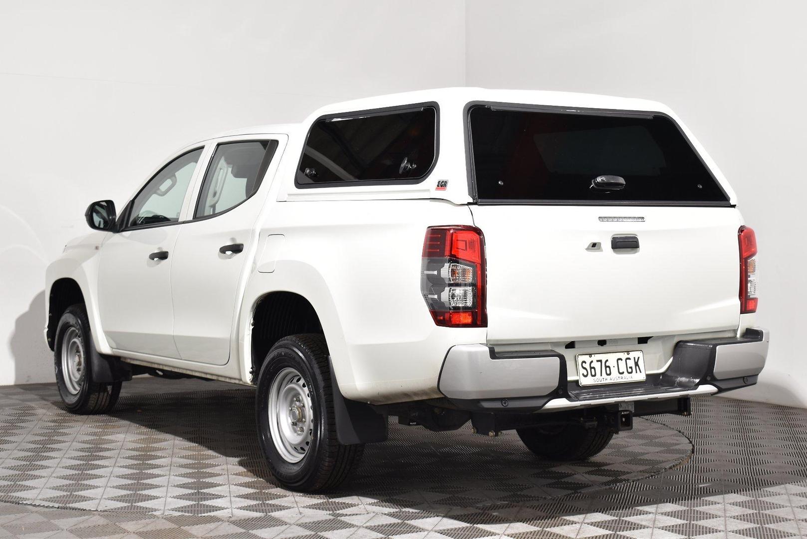 2020 Mitsubishi Triton GLX ADAS — photo 2