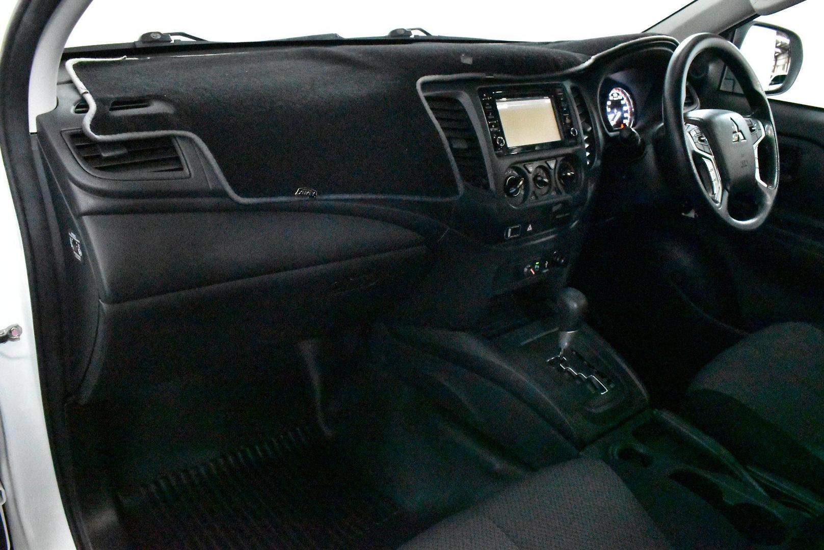 2020 Mitsubishi Triton GLX ADAS — photo 6