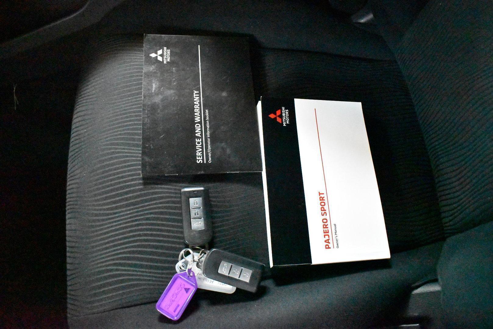2021 Mitsubishi Pajero Sport GLS — photo 25