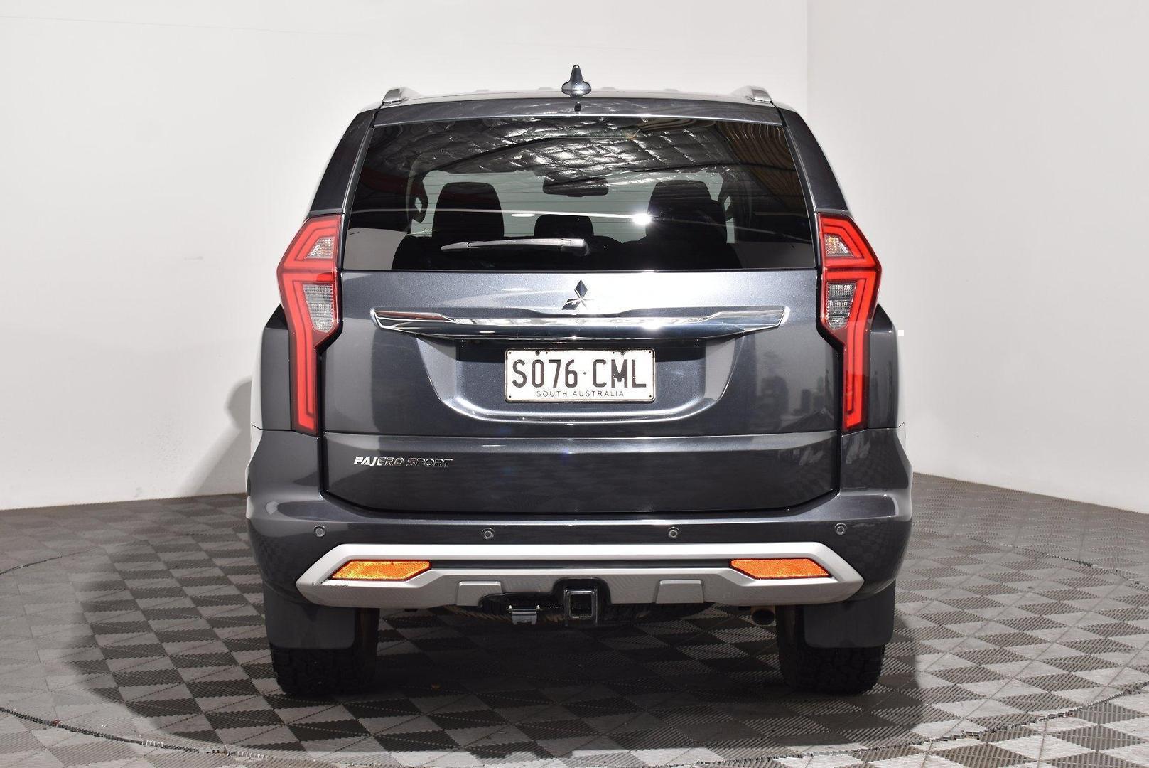 2021 Mitsubishi Pajero Sport GLS — photo 4