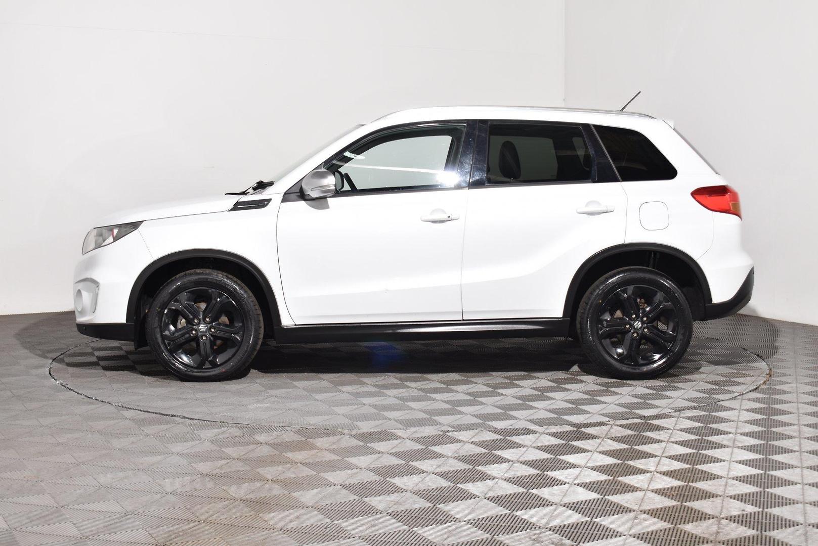 2017 Suzuki Vitara S Turbo — photo 11
