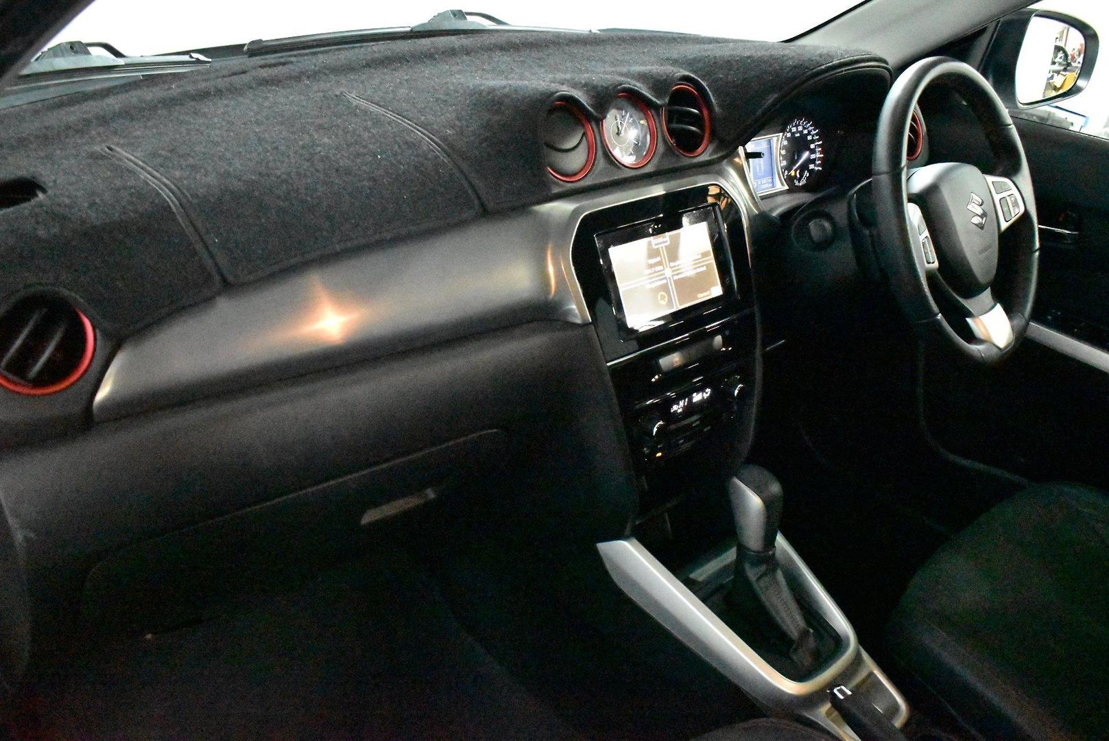 2017 Suzuki Vitara S Turbo — photo 6