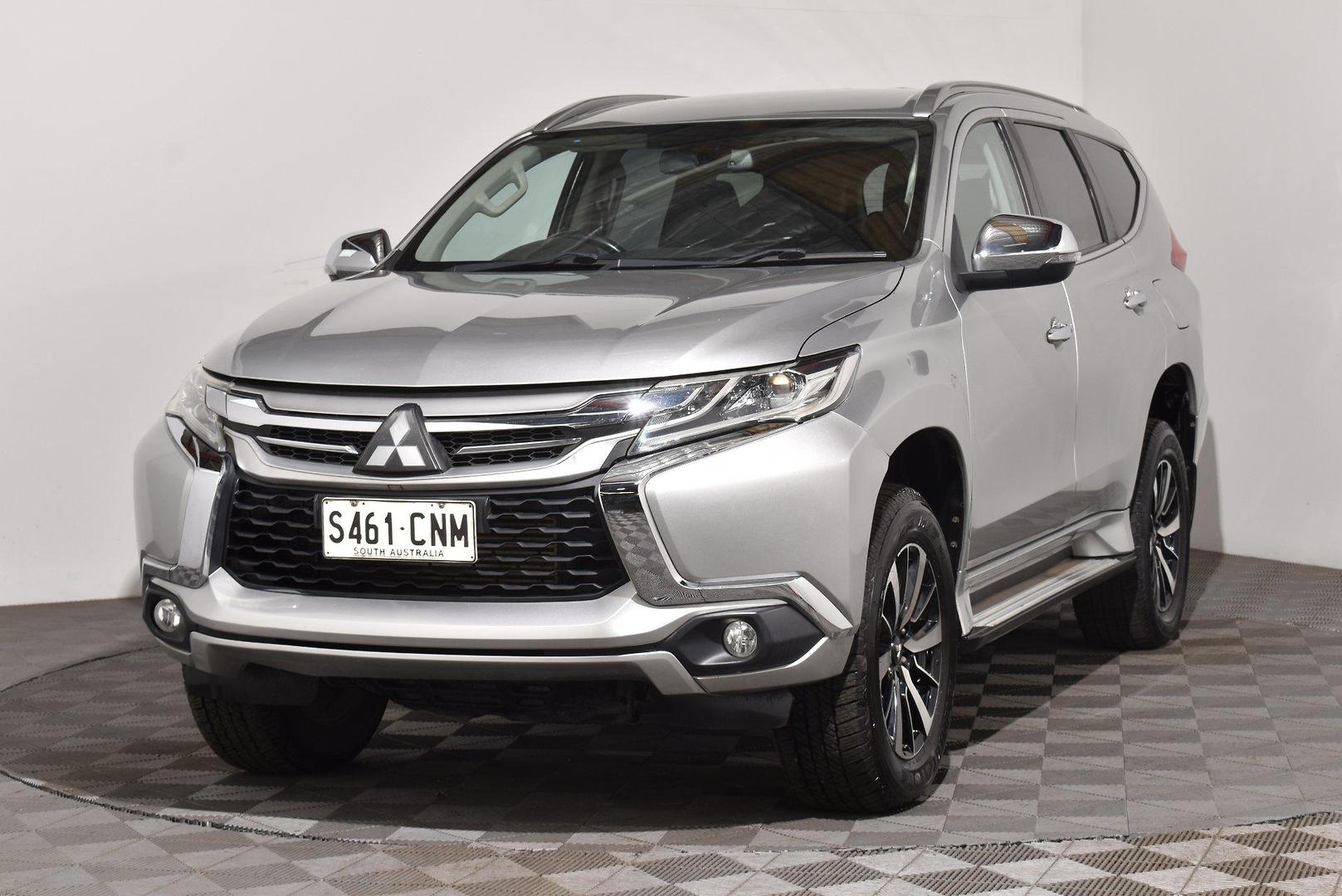 2019 Mitsubishi Pajero Sport GLS — photo 13