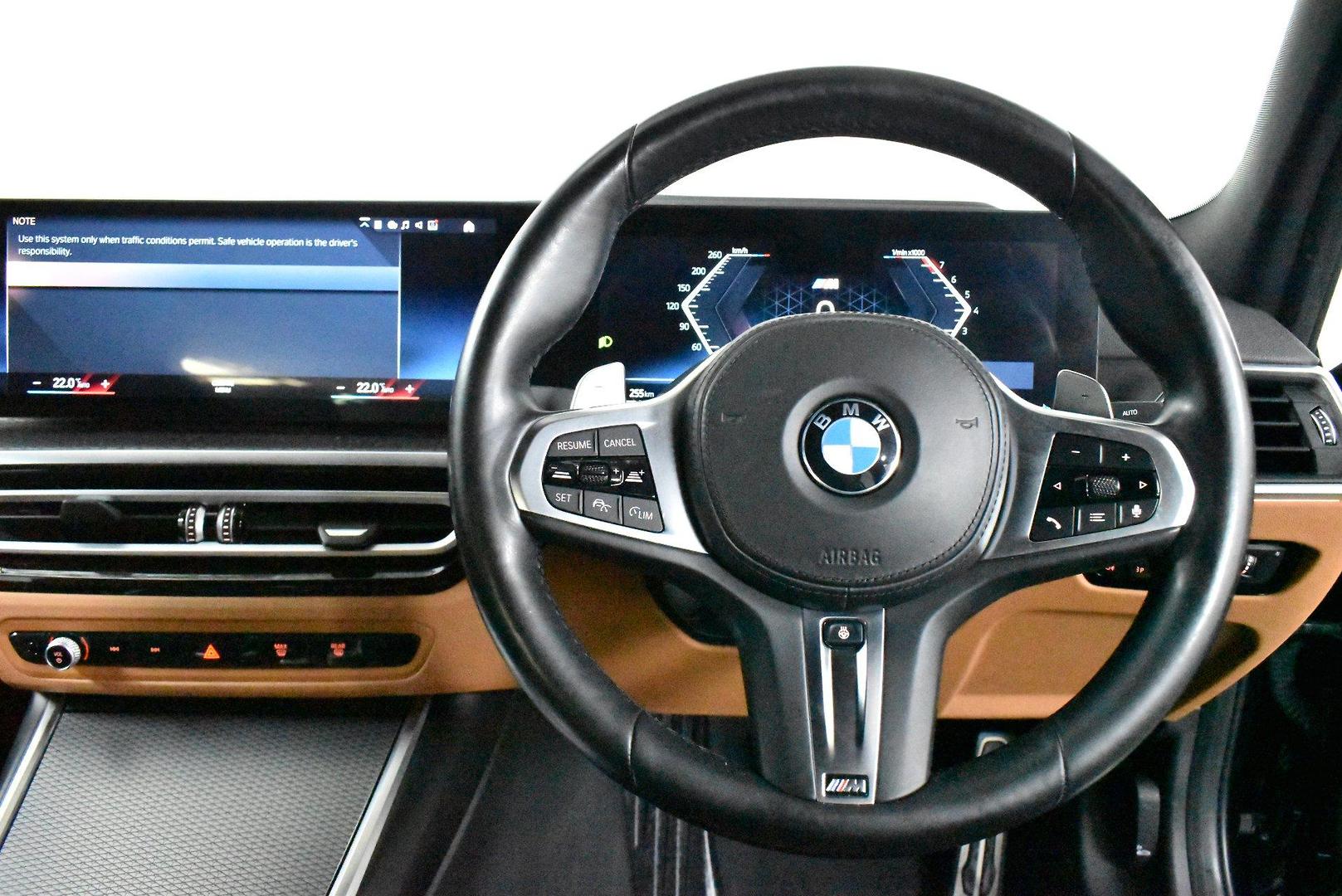 2022 BMW 3 Series 330i M Sport — photo 5
