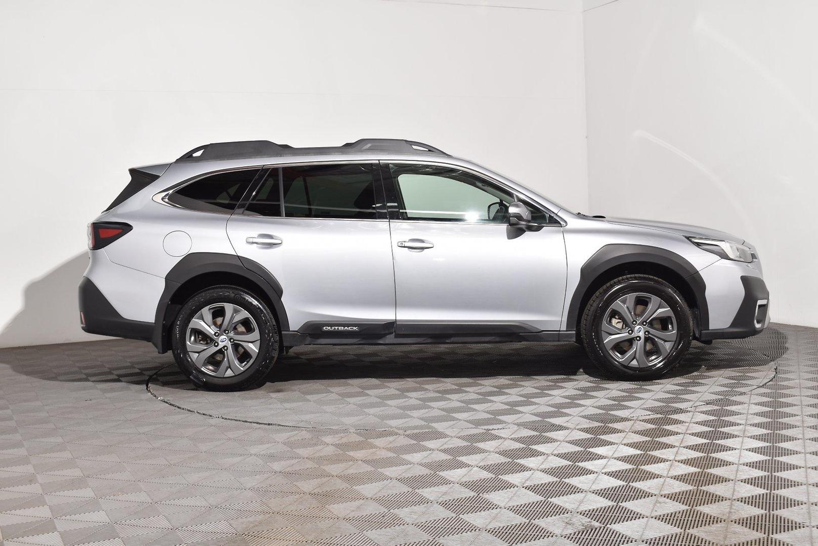 2020 Subaru Outback AWD — photo 10