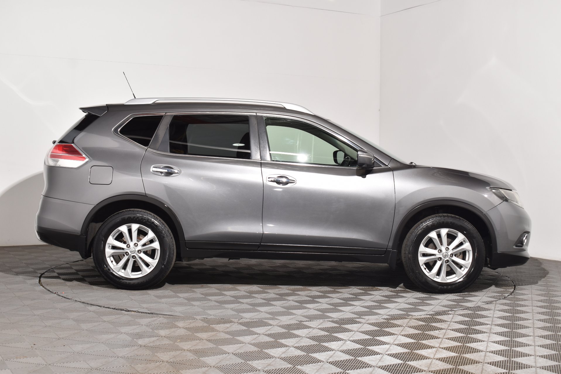 2016 Nissan X-TRAIL STL — photo 10
