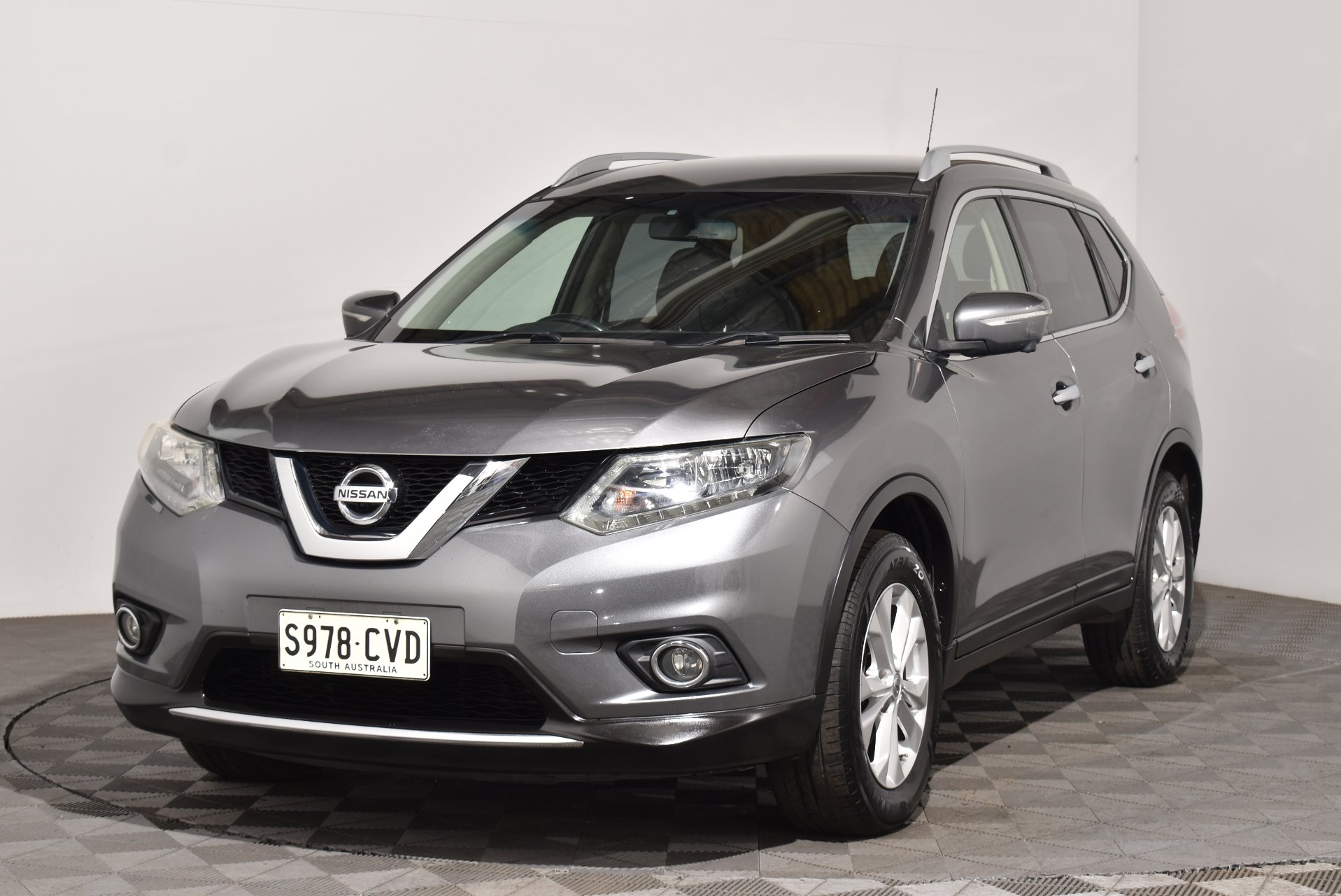 2016 Nissan X-TRAIL STL — photo 13