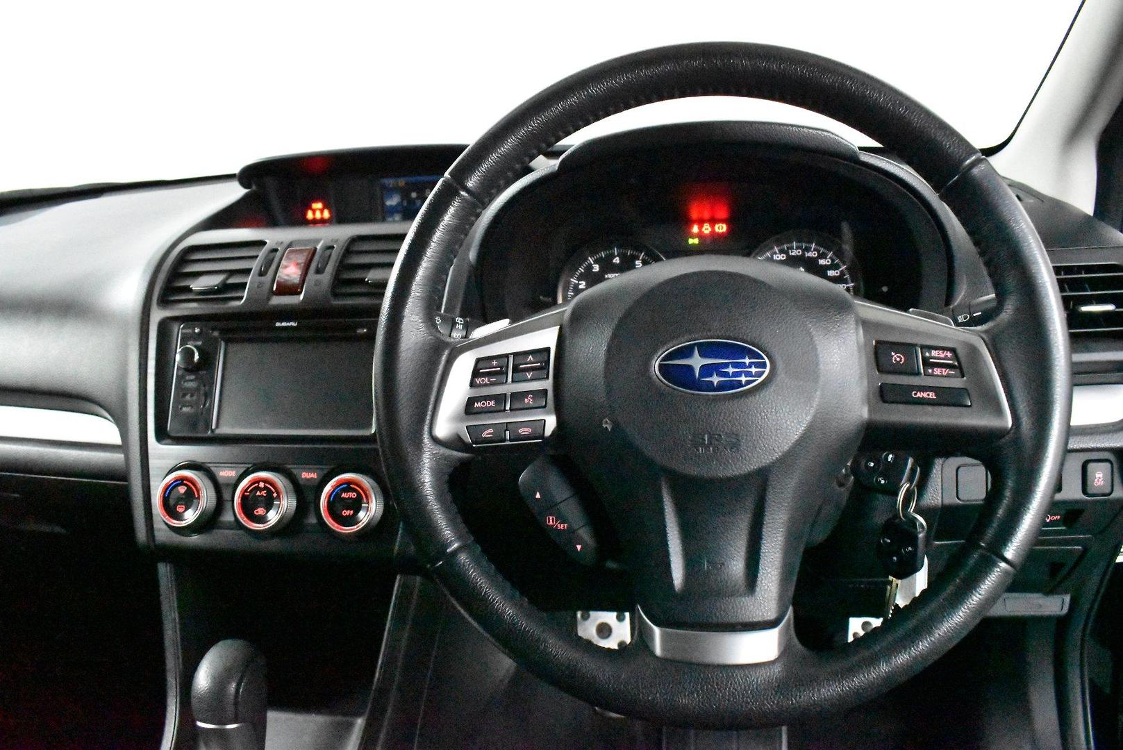 2013 Subaru XV 20iS — photo 5