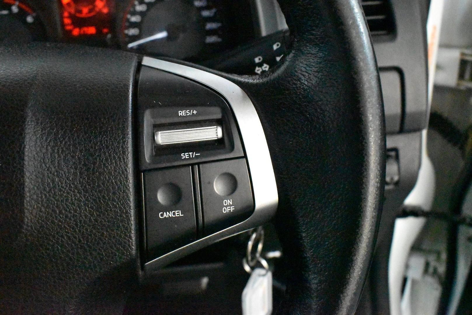 2017 Isuzu D-MAX SX — photo 22