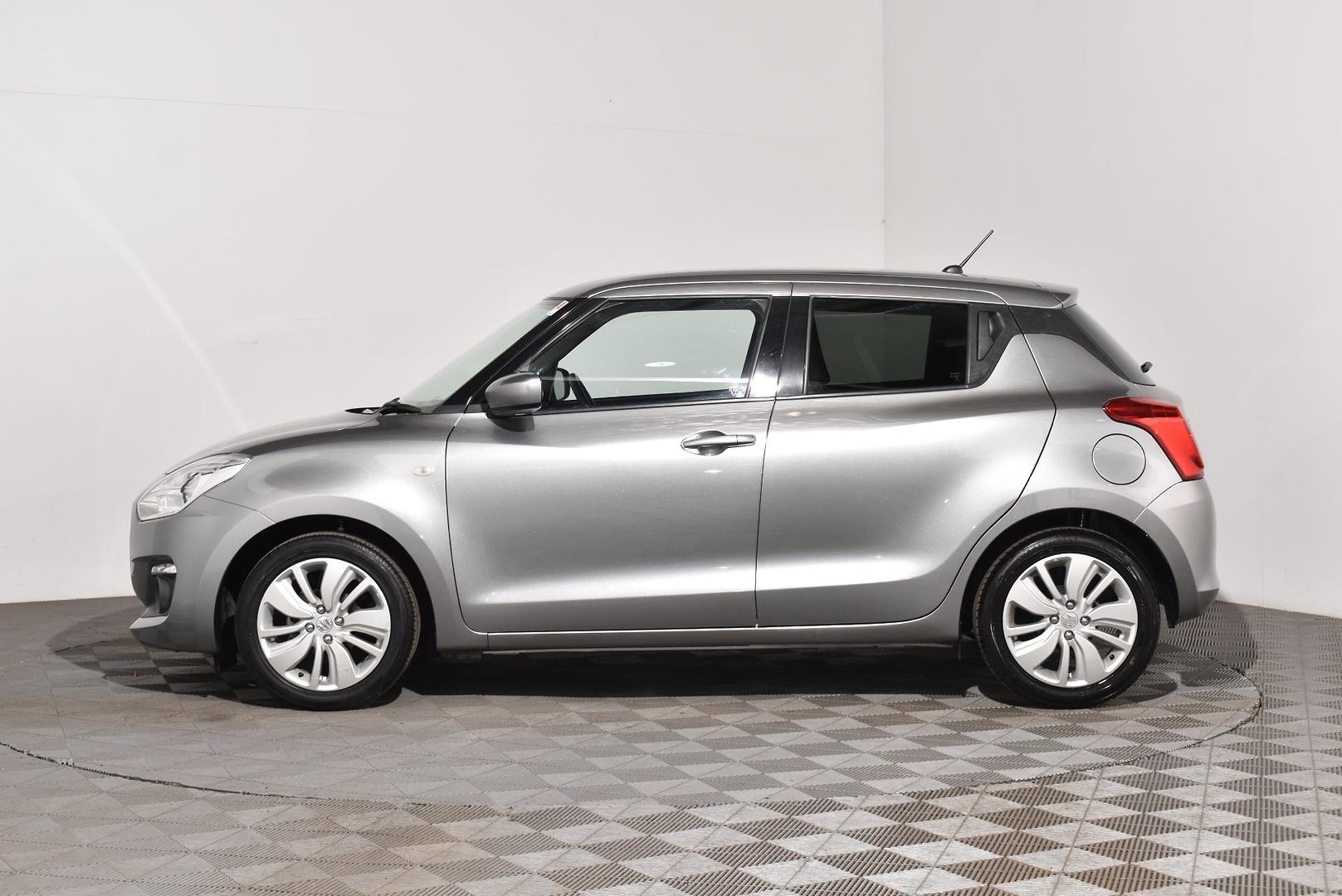 2019 Suzuki Swift GL Navigator — photo 11